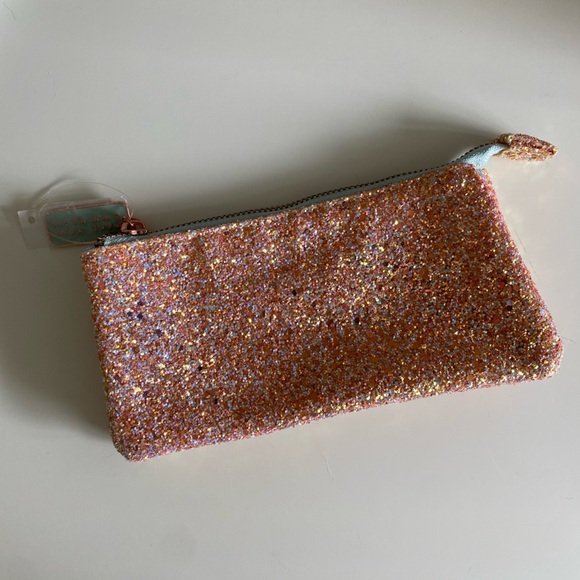 Sparkly Pink Pouch - Picture 2 of 4